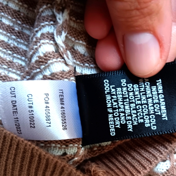 Cardigan (cropped, crochet) - Picture 4 of 6